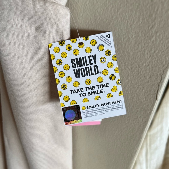 Smiley World Women's Great Day SmileyWorld Graphic Sweatshirt & Jogger Set 2X - Picture 9 of 12